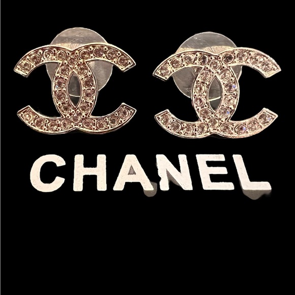 Chanel Interlocking CC Rhinestone’s Pierced - Picture 2 of 4